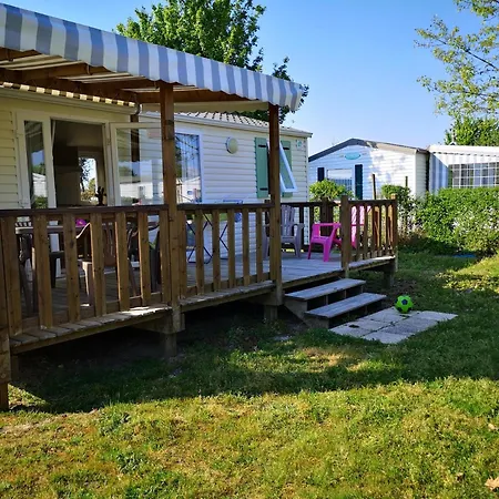 Camping Le Ragis Challans Exterior photo